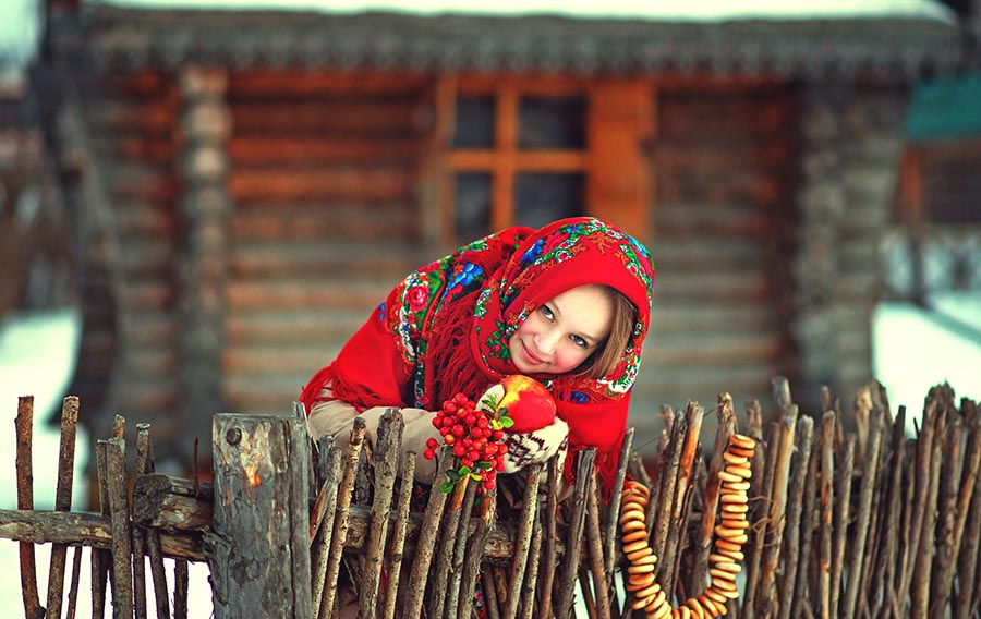 Sexy girl Women in Slavic costumes in Havana